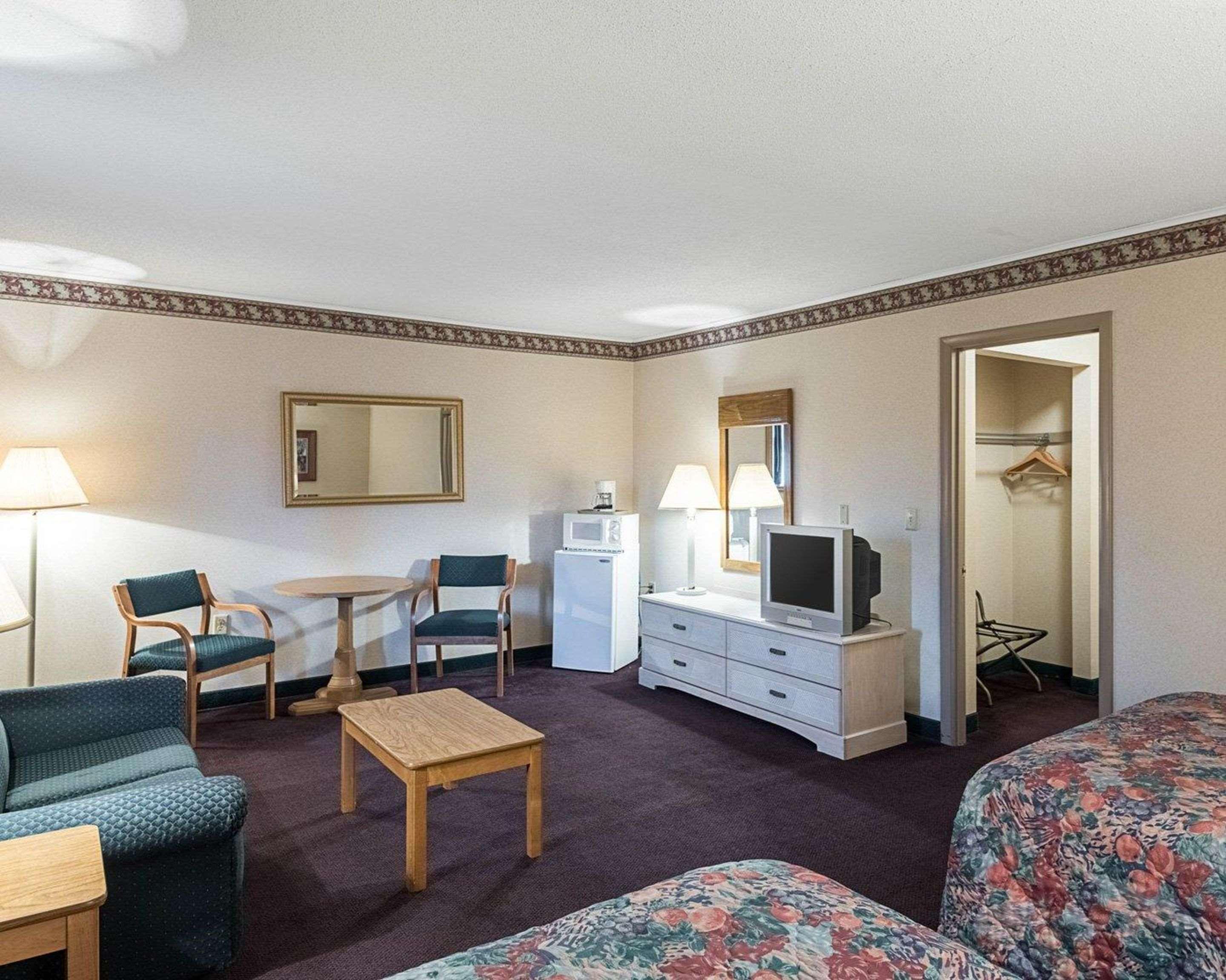 Rodeway Inn & Suites Rehoboth Beach Exterior foto