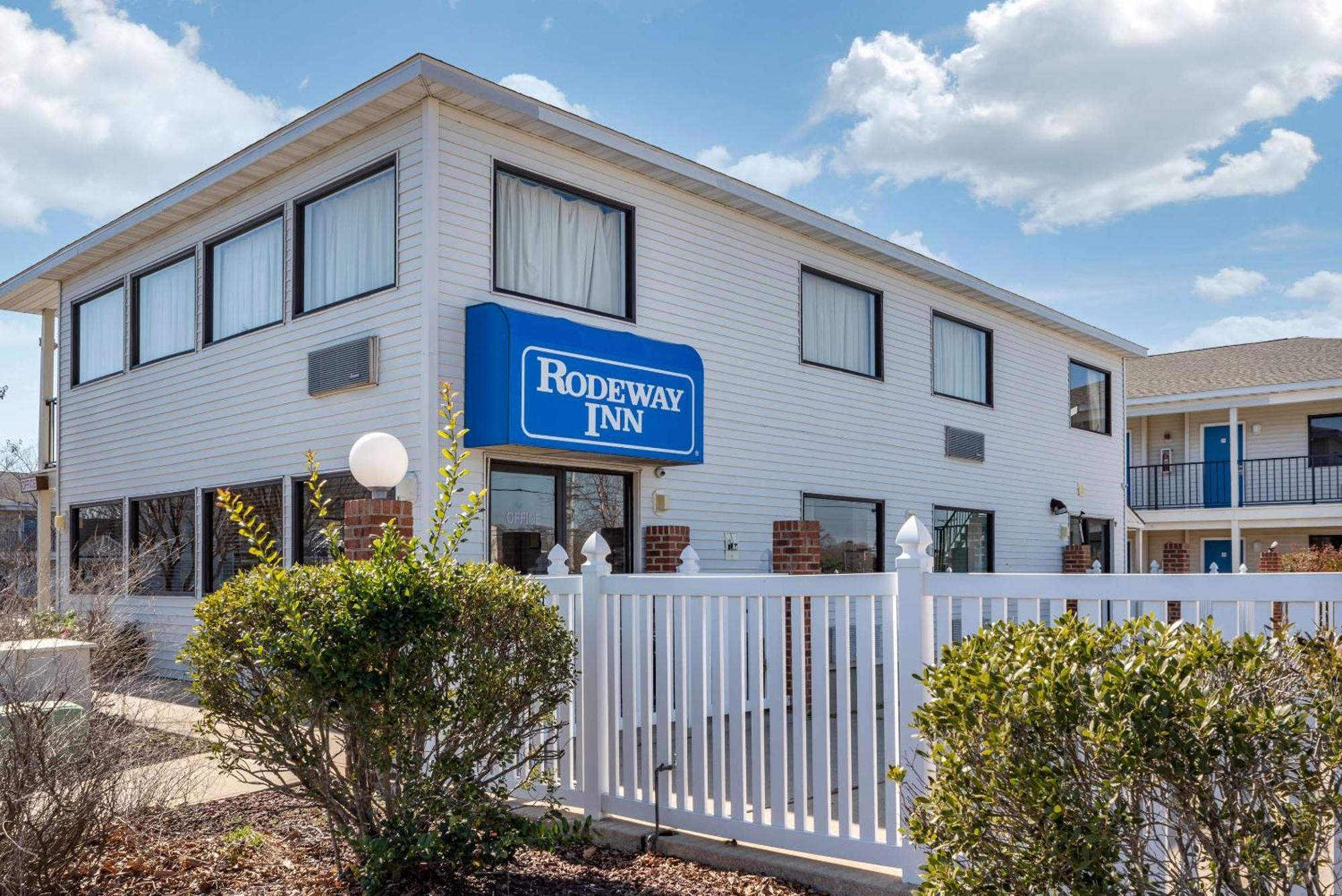 Rodeway Inn & Suites Rehoboth Beach Exterior foto